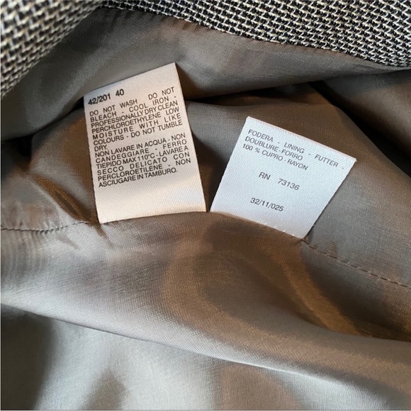 Max Mara Gray Blazer Size 6 - Picture 4 of 8